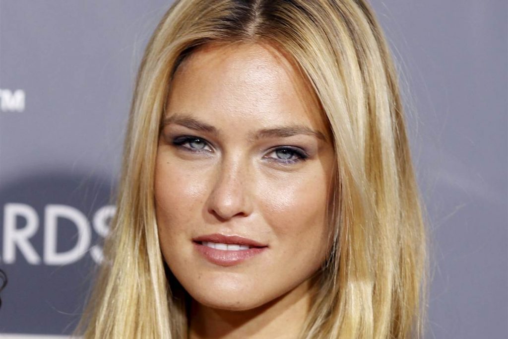 Bar refaeli wallpaper for ipad