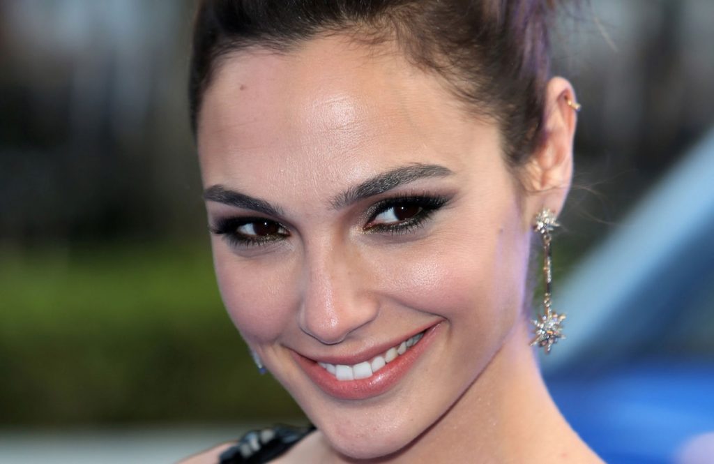 Gal gadot ipad background hd