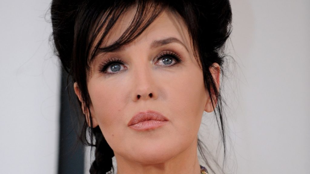 Isabelle adjani 2016 face