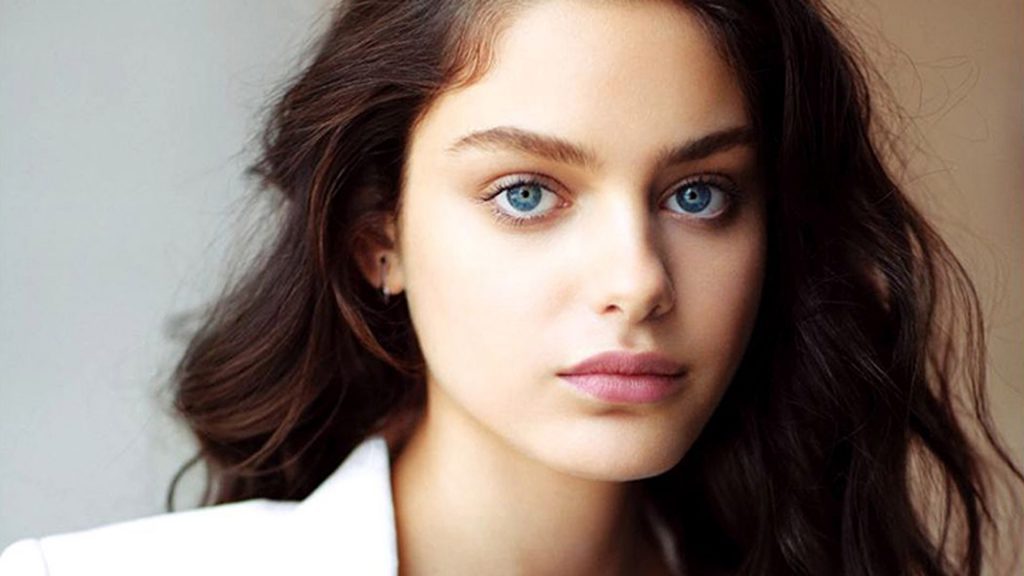 Odeya rush model