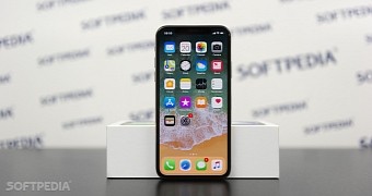 Apple won t kill off the iphone x this year report