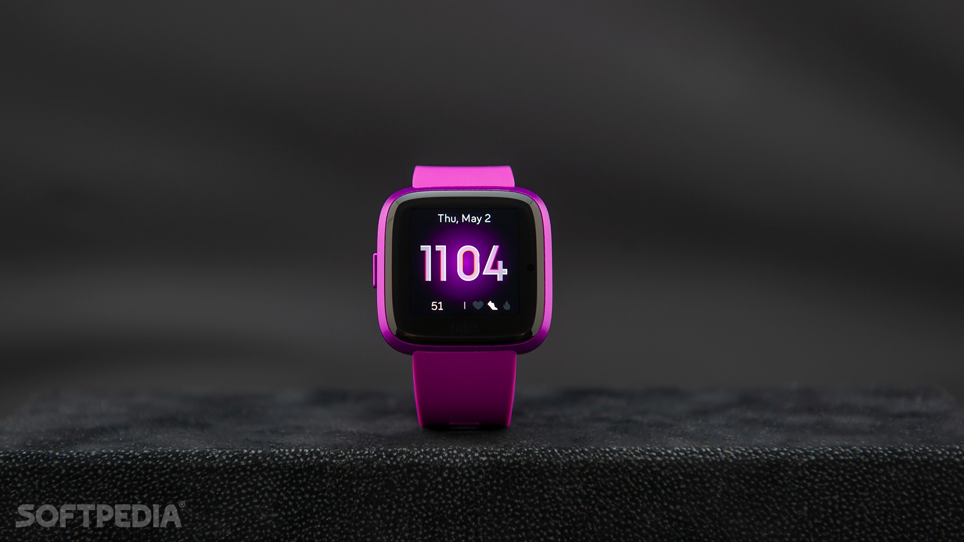 Fitbit wants to defeat the apple watch by copying the apple watch 527889 2