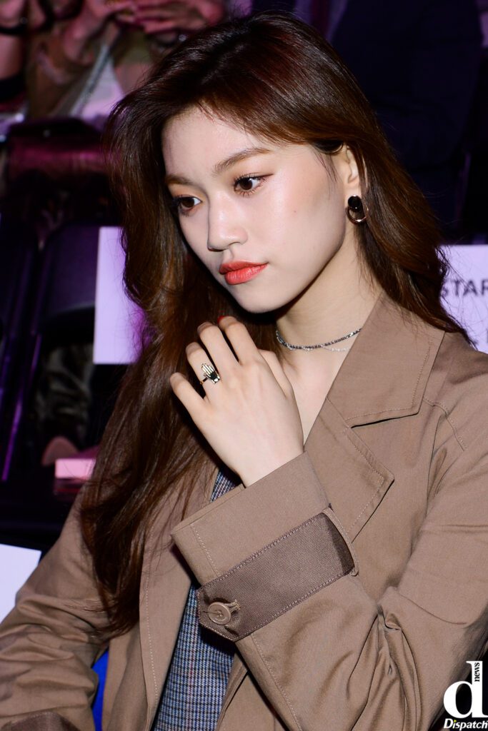 Doyeon face closeup