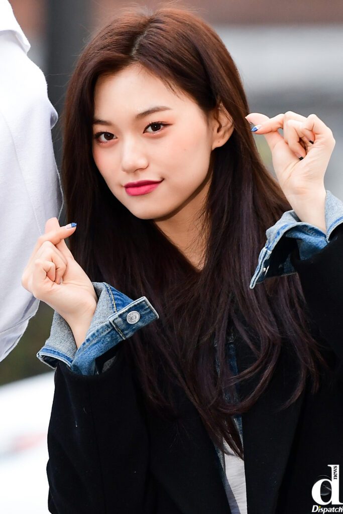 Doyeon nail color