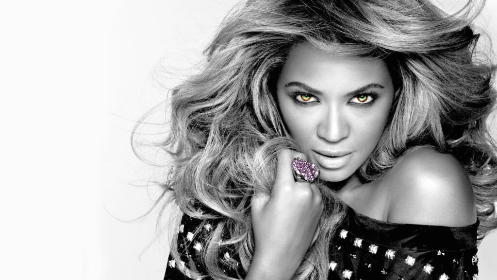 Beyonce edited eyes