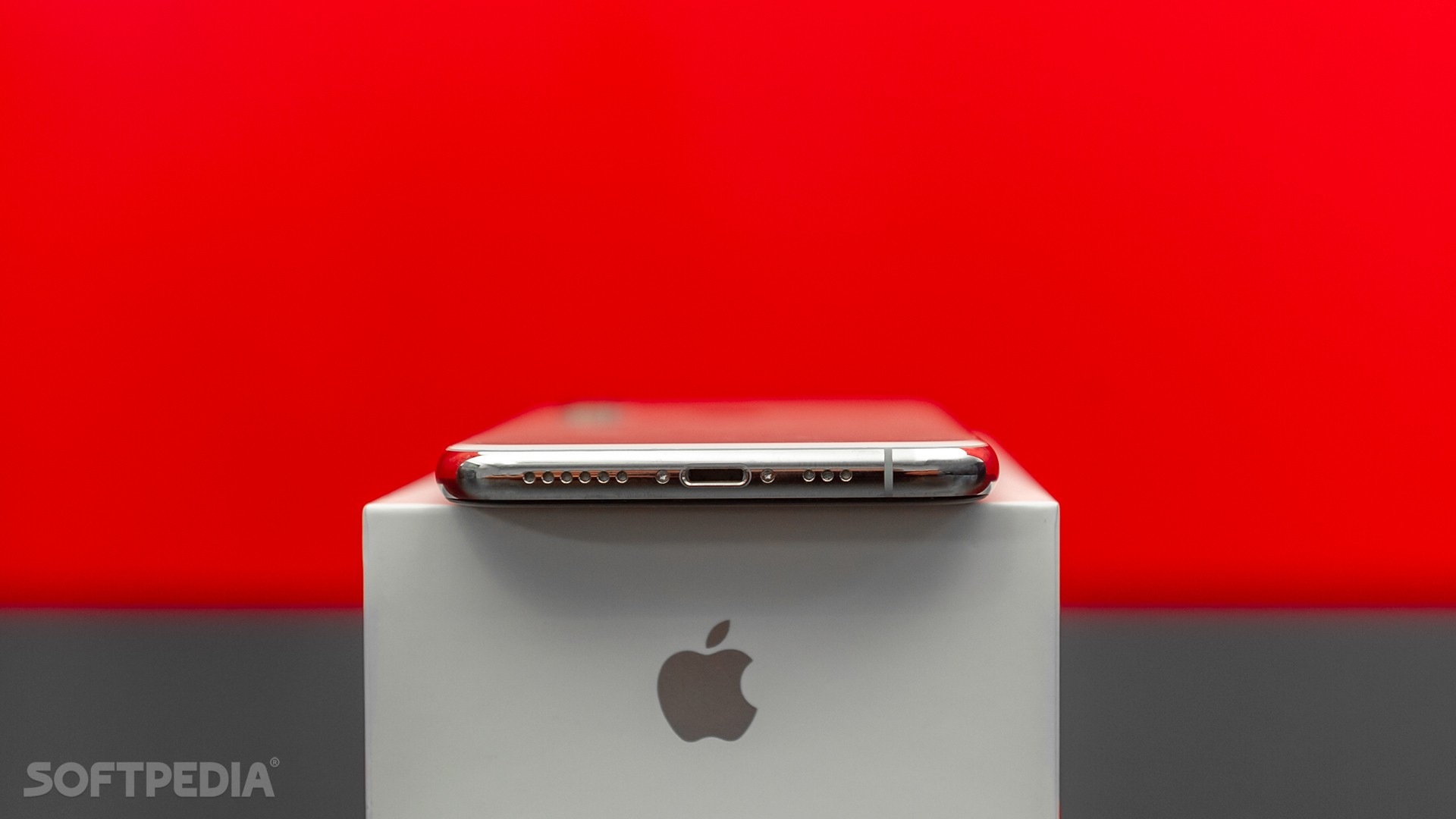 The iphone box could soon include only the phone and nothing else 530386 2