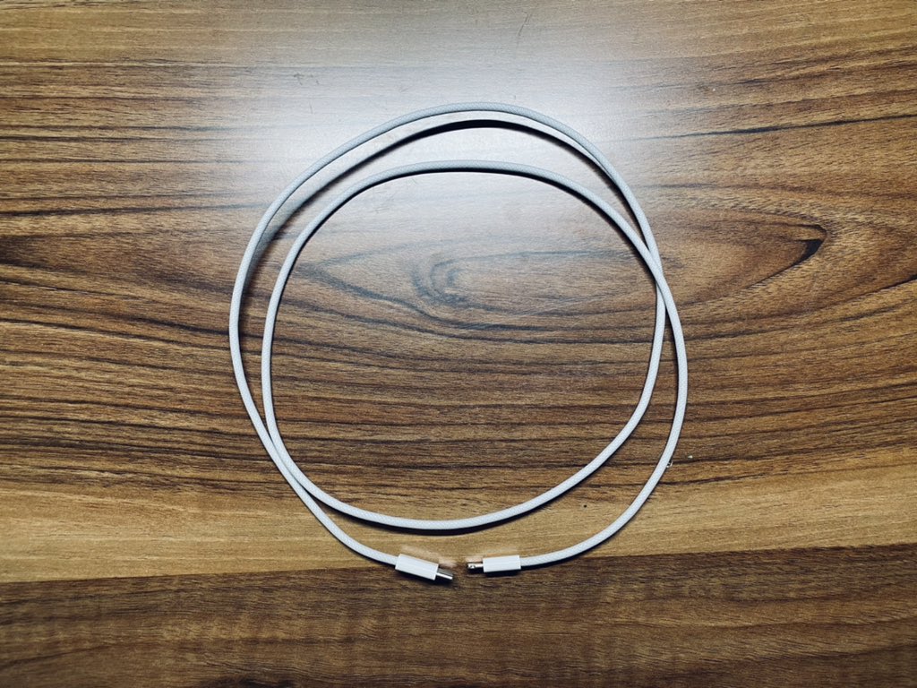 Iphone 12 braided cable leaks and it s bad news again 531174 2