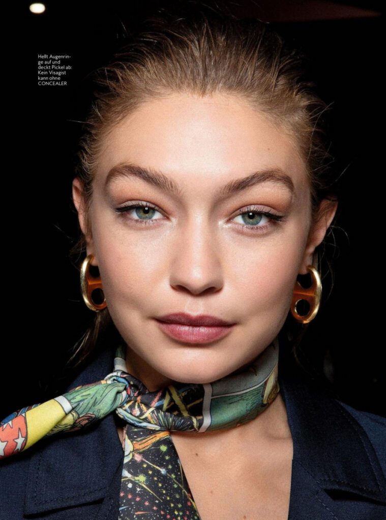 What race is gigi hadid she is half palestinian half white