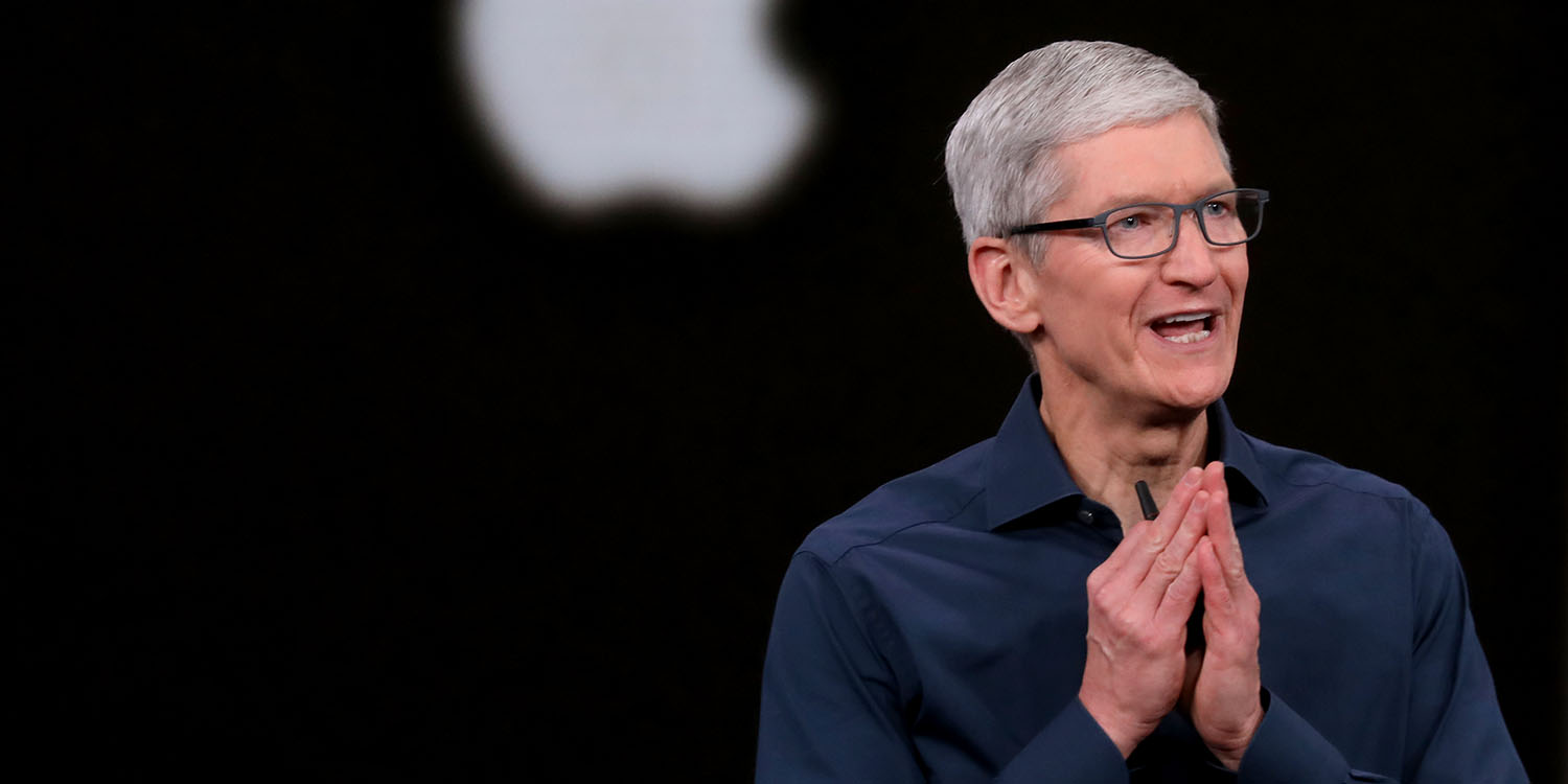 Aapl stock touches 3 trillion market cap during trading ahead