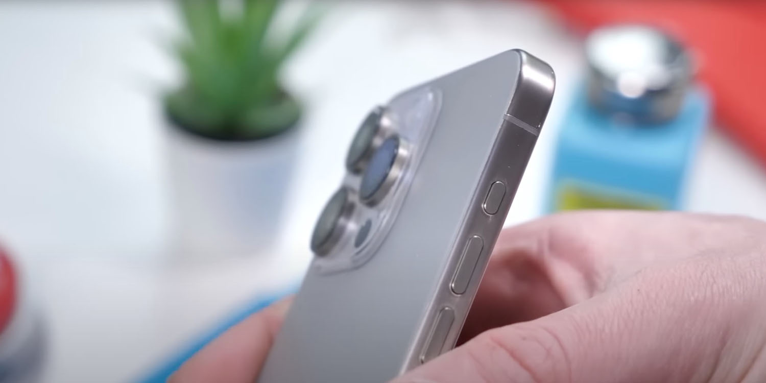 A close look at an insanely detailed fake iphone 15