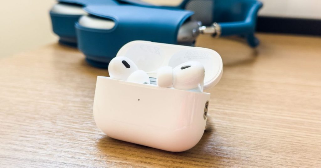 Airpods pro 2 4.jpg